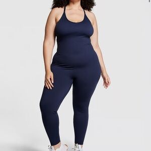 Victoria’s Secret PINK
SEAMLESS WORKOUT ONESIE